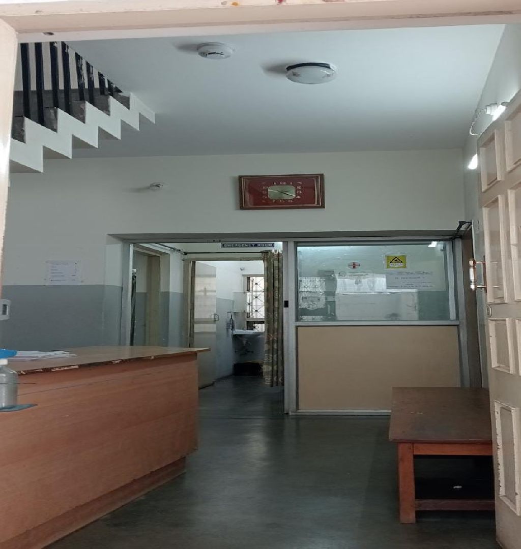 Very profitable Nursing Home & Clinic For Sale In Bangalore-SL014345-1
