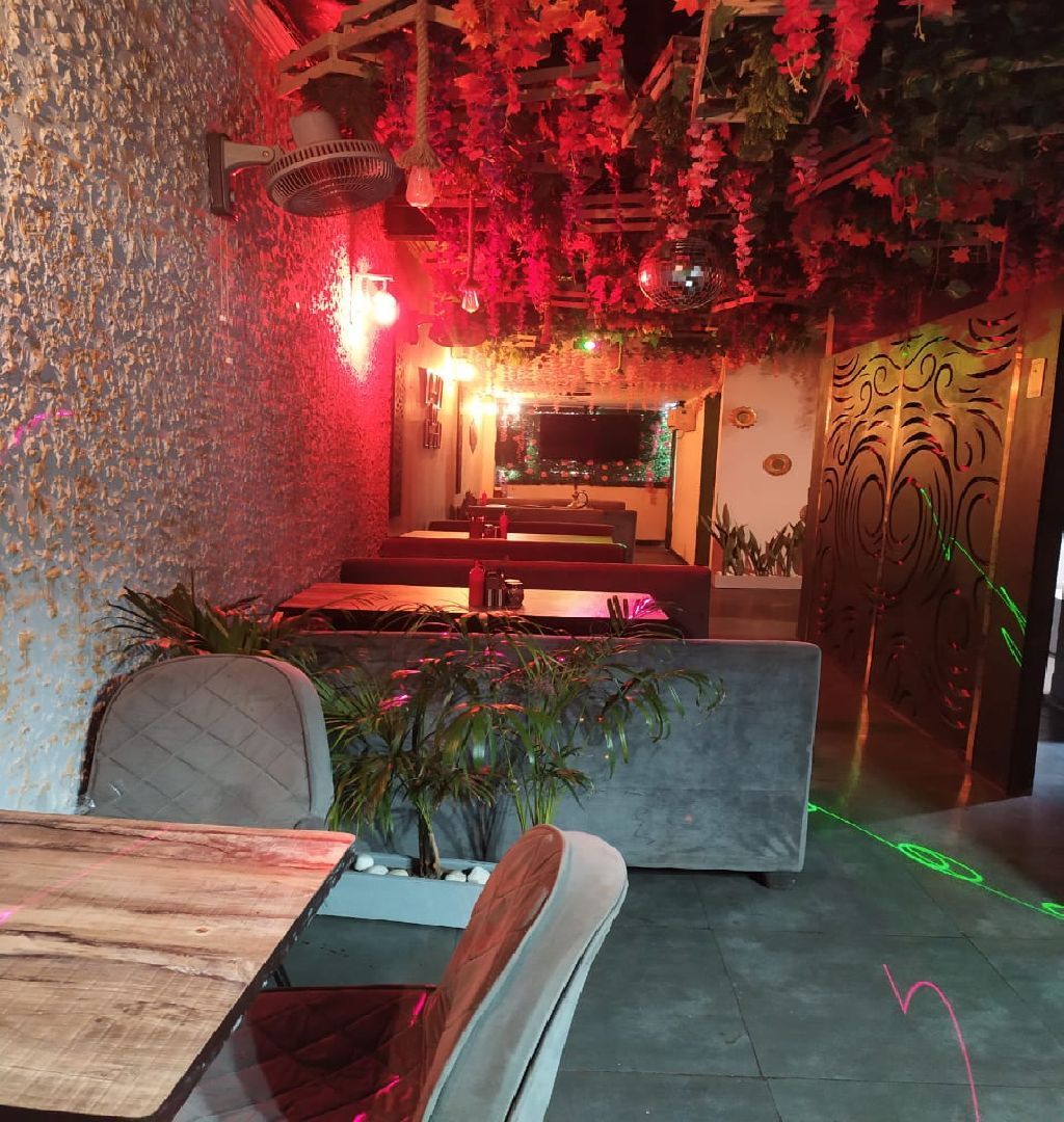 Hookah Lounge With Rooftop For Sale In Delhi-SL013335-0
