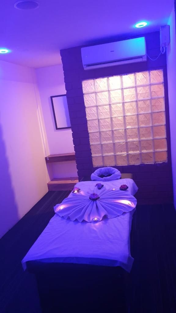 Established Spa Business For Sale In Bangalore-SL012895-1